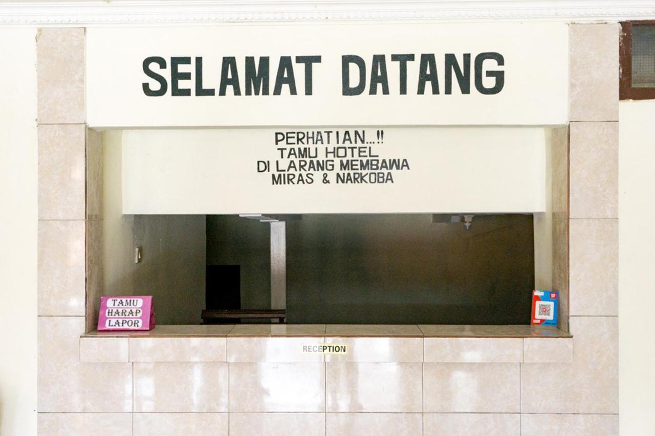Reddoorz Near Sentani Airport Jayapura Ξενοδοχείο Εξωτερικό φωτογραφία