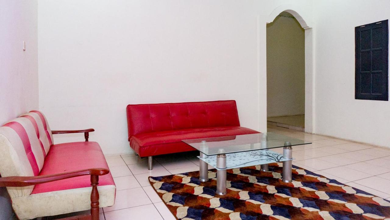 Reddoorz Near Sentani Airport Jayapura Ξενοδοχείο Εξωτερικό φωτογραφία