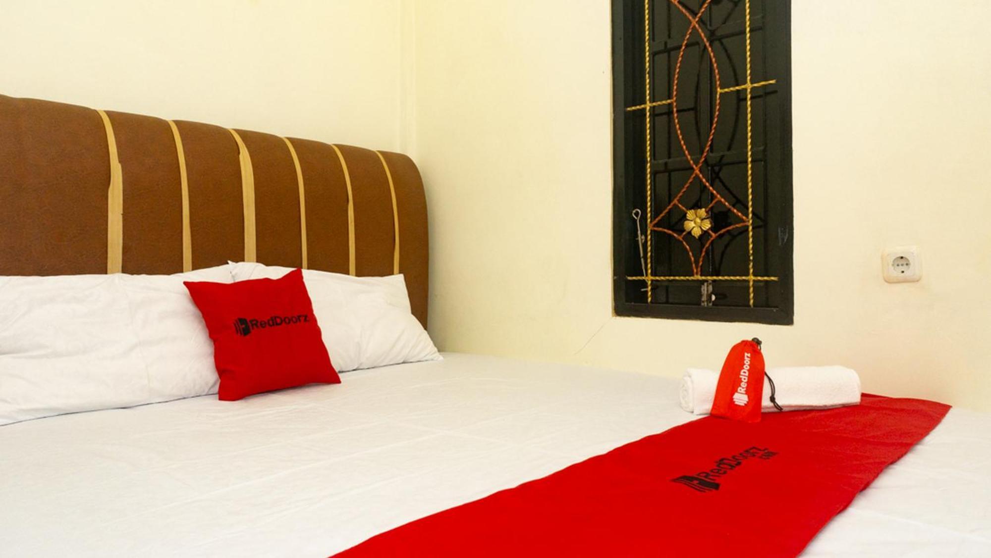 Reddoorz Near Sentani Airport Jayapura Ξενοδοχείο Εξωτερικό φωτογραφία
